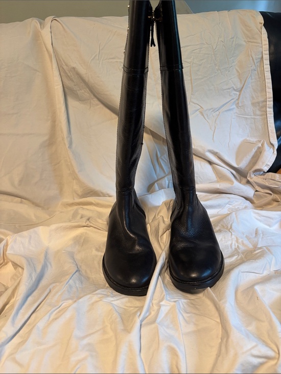 Tory Burch Shoes - Tory Burch Black Leather Knee-High Zip Boots